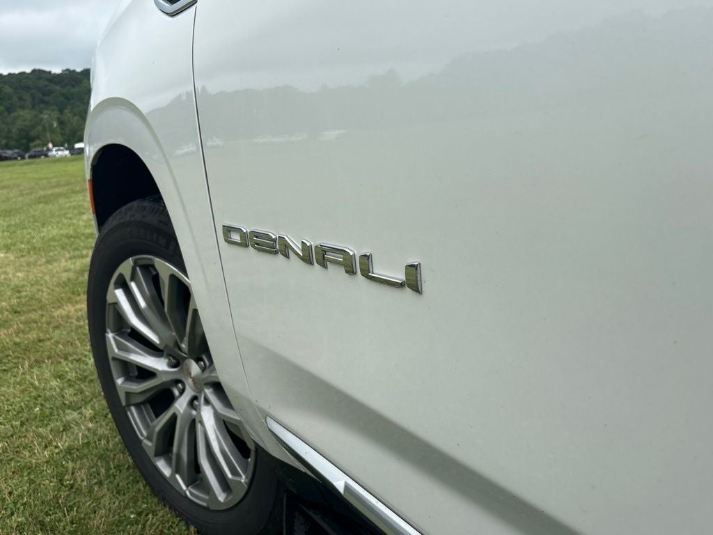2021 GMC Yukon XL 4WD Denali