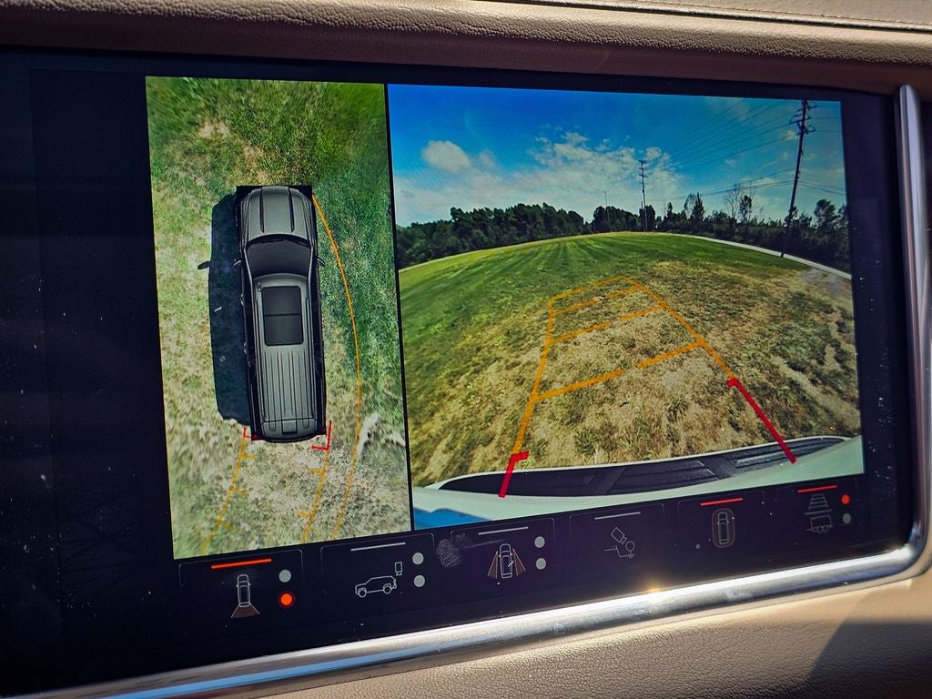 2023 GMC Yukon XL 4WD Denali