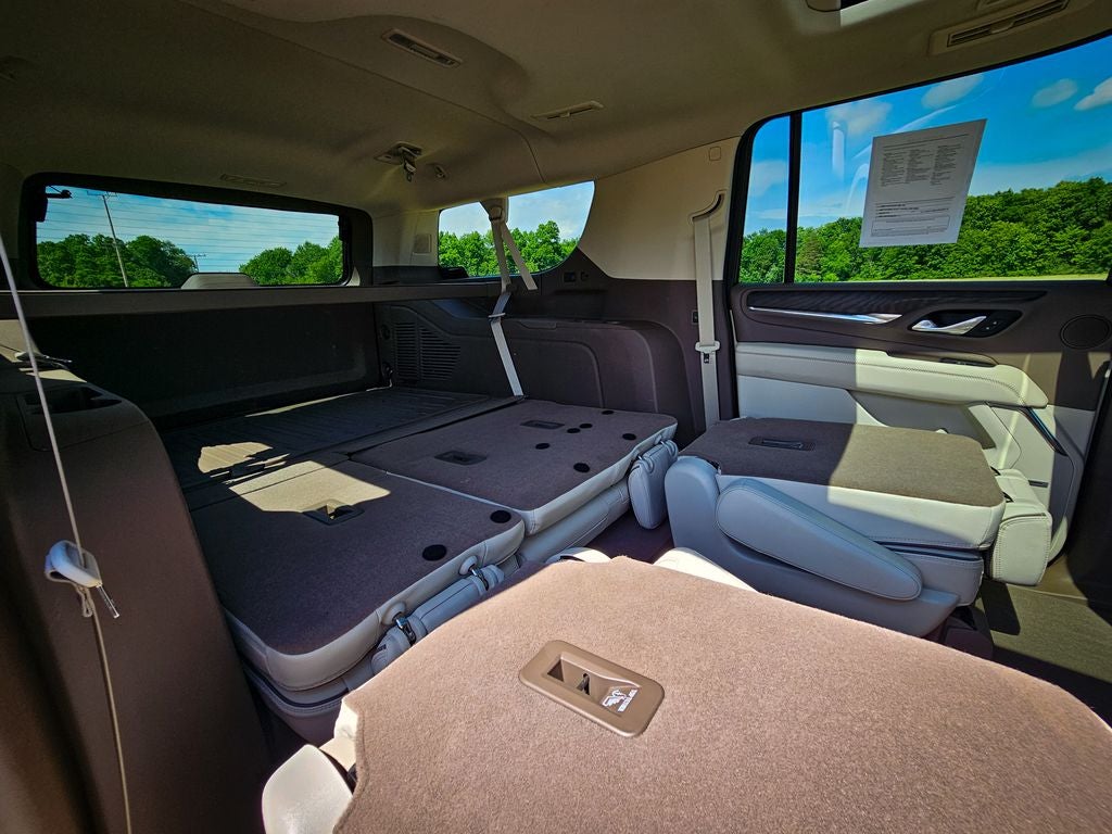 2023 GMC Yukon XL 4WD Denali