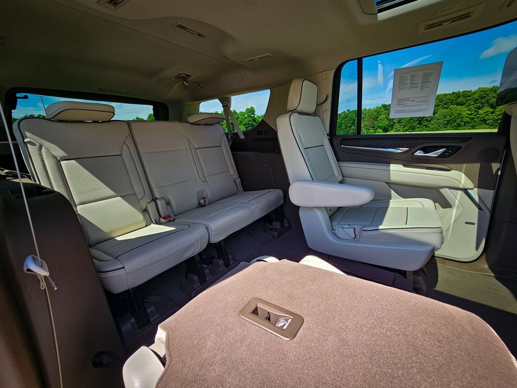 2023 GMC Yukon XL 4WD Denali