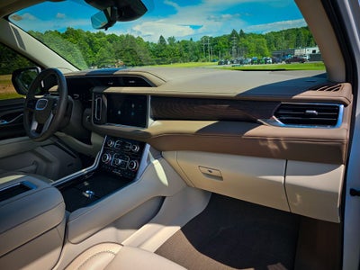 2023 GMC Yukon XL 4WD Denali