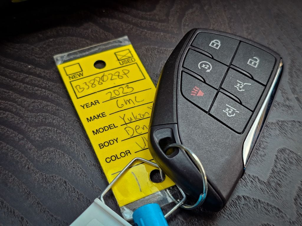 2023 GMC Yukon XL 4WD Denali