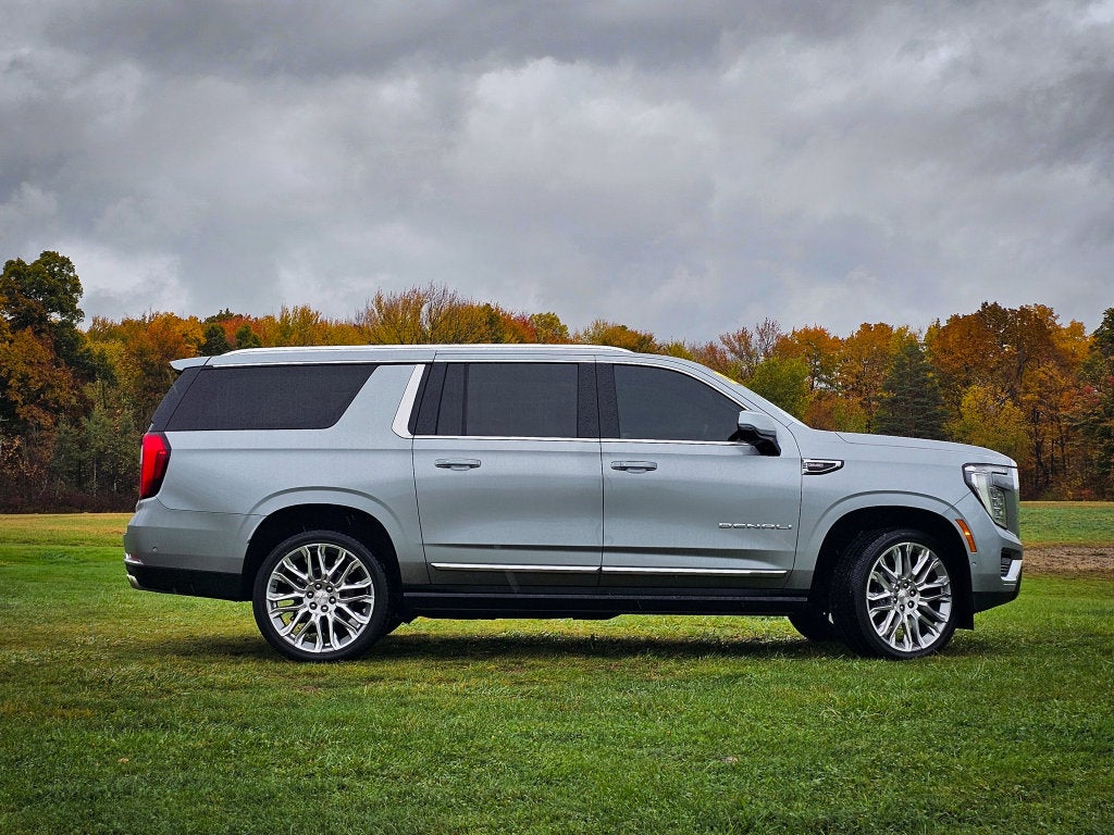 2025 GMC Yukon XL 4WD Denali