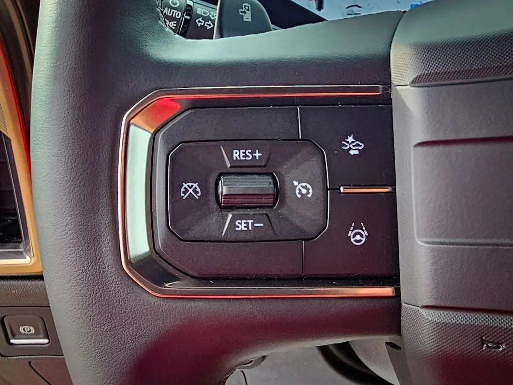2025 GMC HUMMER EV SUV 2X e4WD