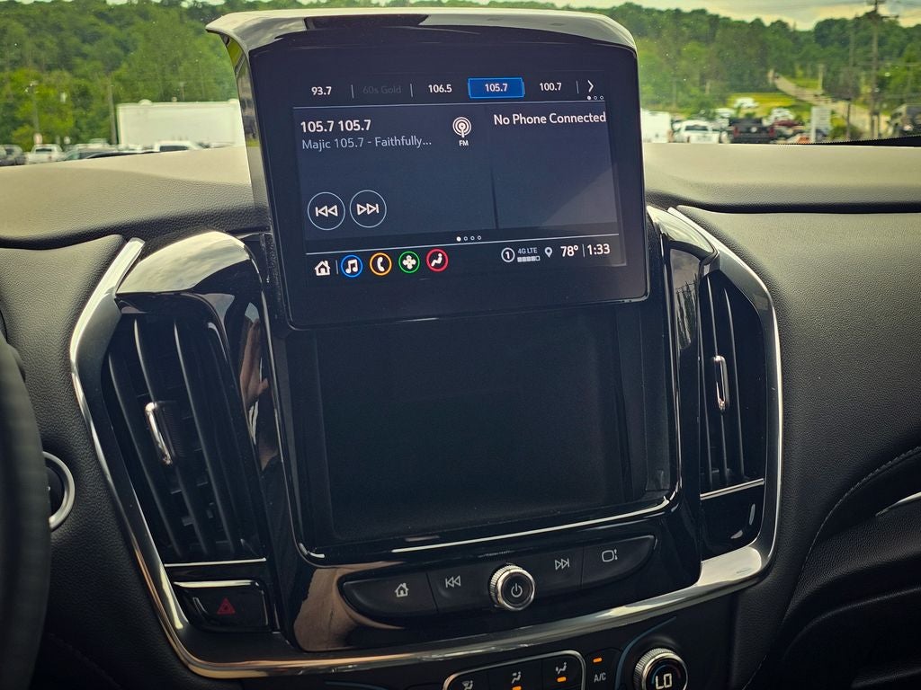 2023 Chevrolet Traverse AWD LT Cloth
