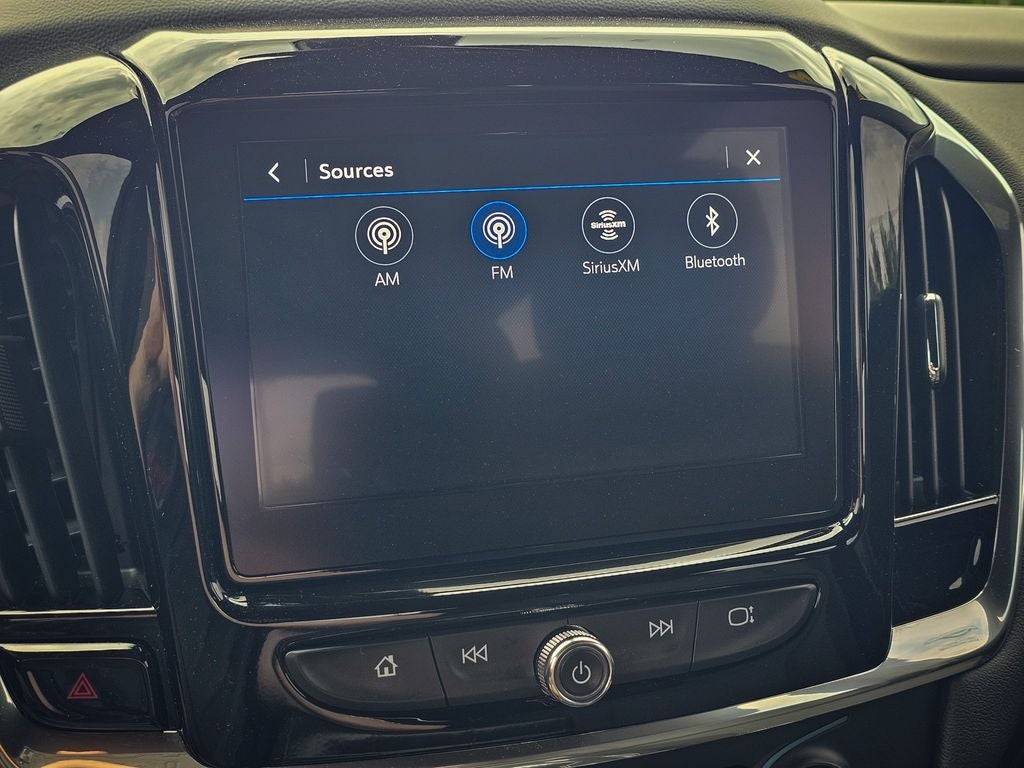 2023 Chevrolet Traverse AWD LT Cloth