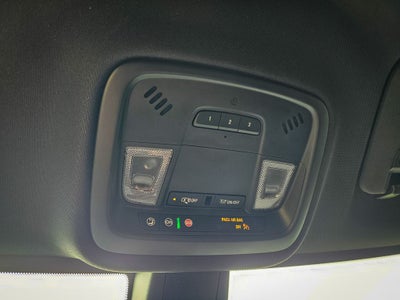 2023 Chevrolet Traverse AWD LT Cloth