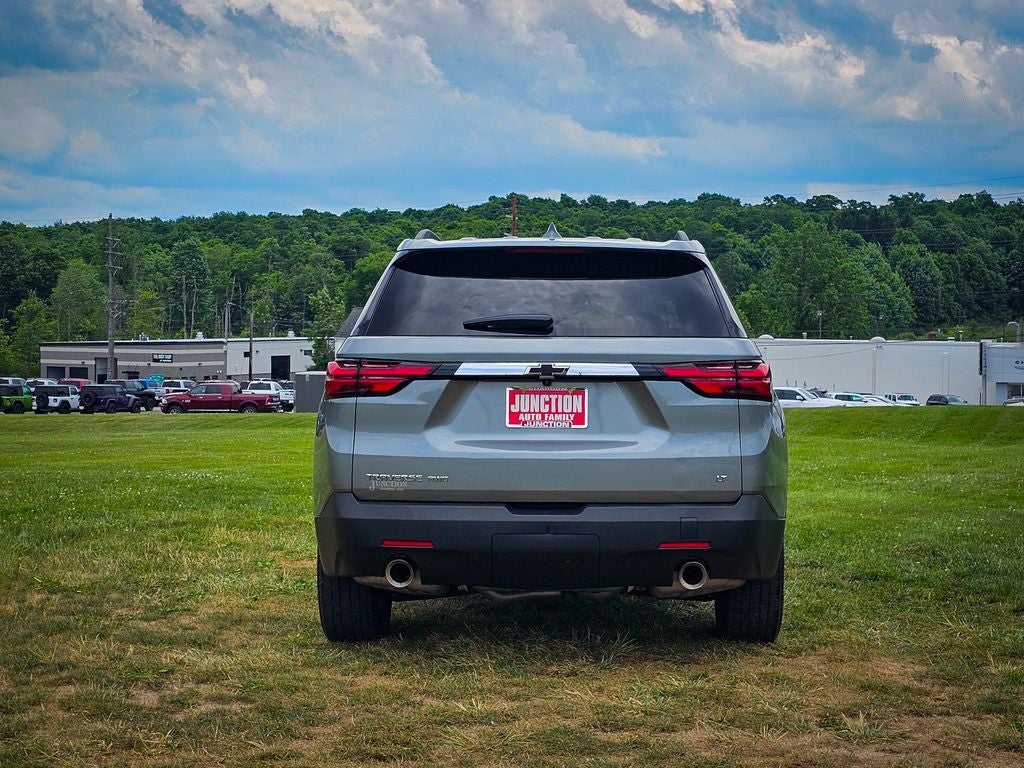 2023 Chevrolet Traverse AWD LT Cloth