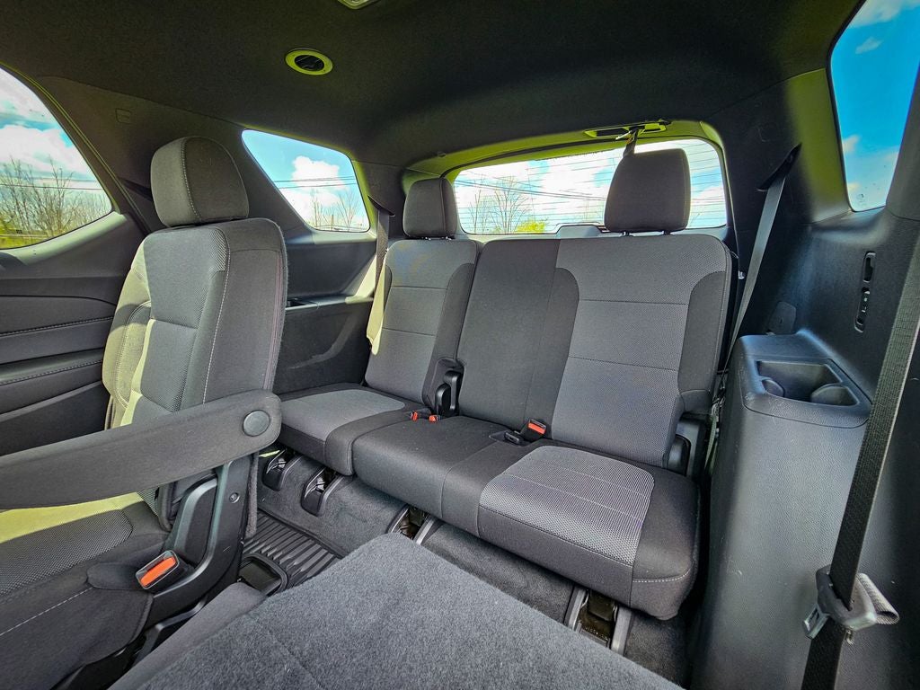 2022 Chevrolet Traverse AWD LT Cloth