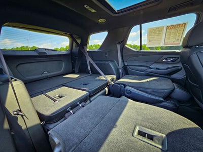 2023 Chevrolet Traverse AWD LT Leather