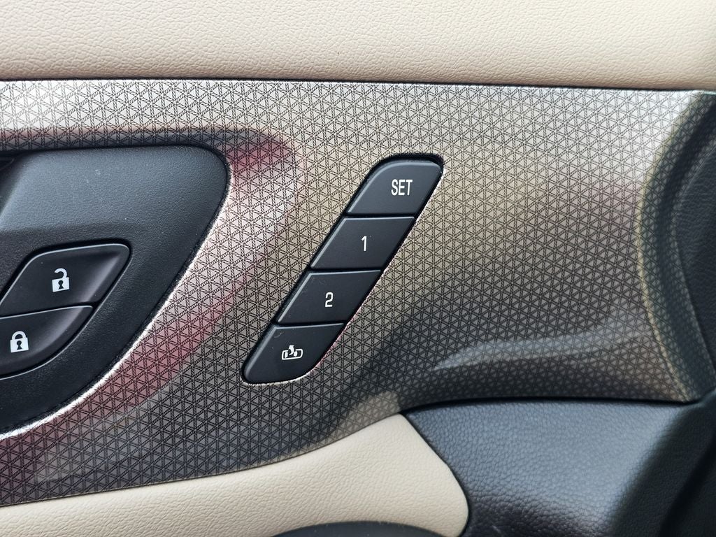 2023 Chevrolet Traverse AWD Premier