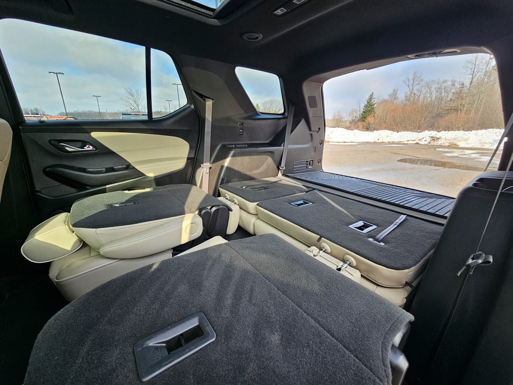 2023 Chevrolet Traverse AWD Premier