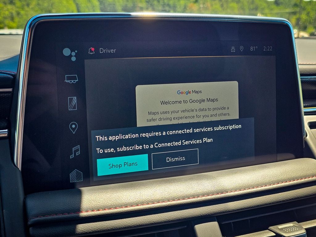 2022 Chevrolet Suburban 4WD RST
