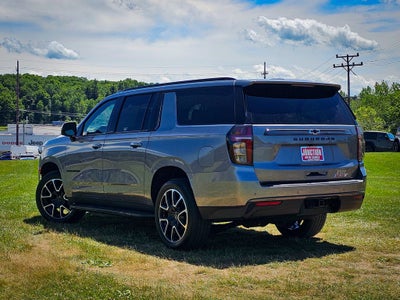 2022 Chevrolet Suburban 4WD RST