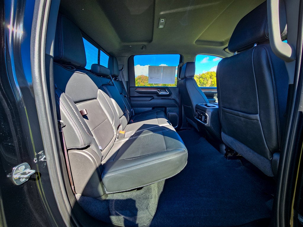 2024 GMC Sierra 2500HD 4WD Crew Cab Standard Bed Denali