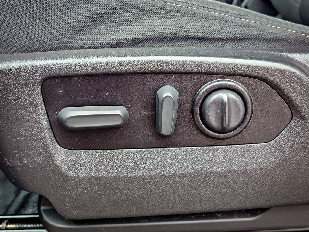 2022 GMC Sierra 3500HD 4WD Regular Cab Long Bed SLE