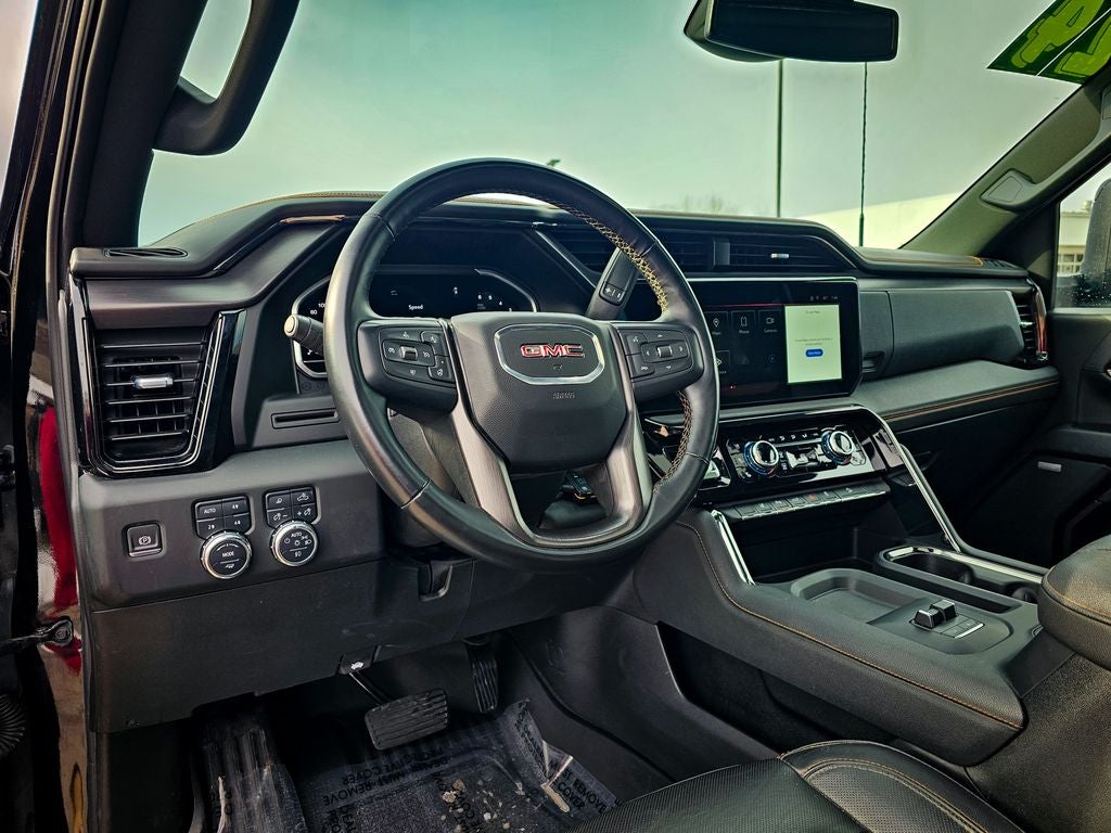 2024 GMC Sierra 2500HD 4WD Crew Cab Standard Bed AT4