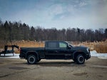 2024 GMC Sierra 2500HD 4WD Crew Cab Standard Bed AT4