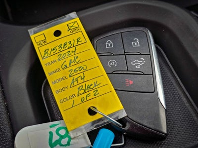 2024 GMC Sierra 2500HD 4WD Crew Cab Standard Bed AT4