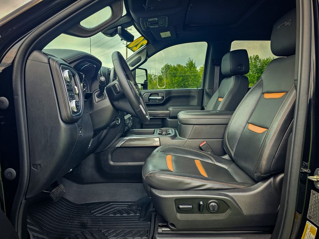 2020 GMC Sierra 2500HD 4WD Crew Cab Standard Bed AT4