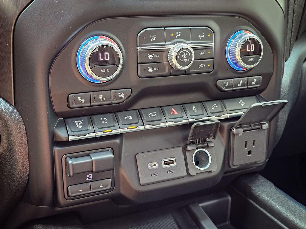 2020 GMC Sierra 2500HD 4WD Crew Cab Standard Bed AT4