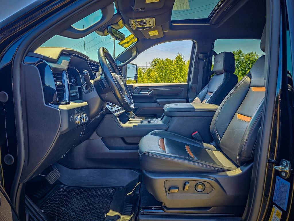 2024 GMC Sierra 2500HD 4WD Crew Cab Standard Bed AT4