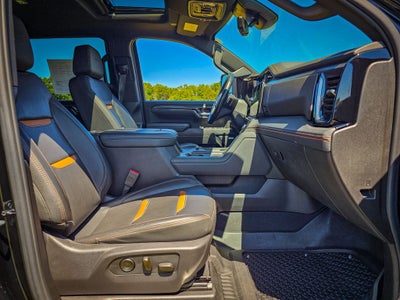 2024 GMC Sierra 2500HD 4WD Crew Cab Standard Bed AT4
