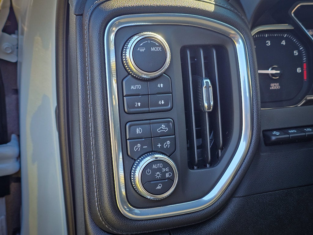 2021 GMC Sierra 2500HD 4WD Crew Cab Standard Bed Denali