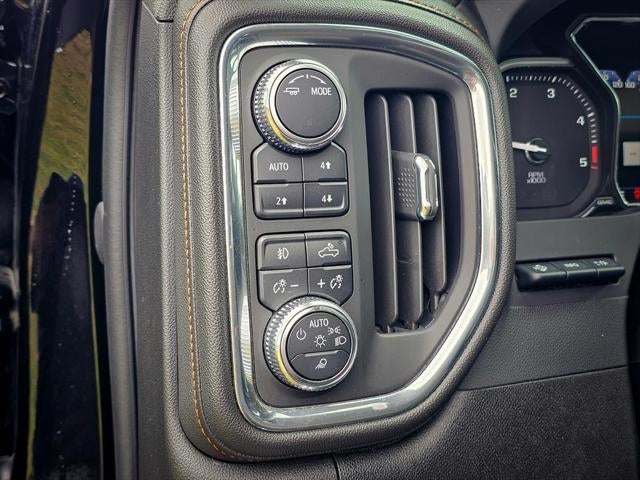 2023 GMC Sierra 3500HD 4WD Crew Cab Standard Bed AT4