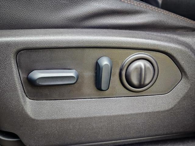 2023 GMC Sierra 3500HD 4WD Crew Cab Standard Bed AT4