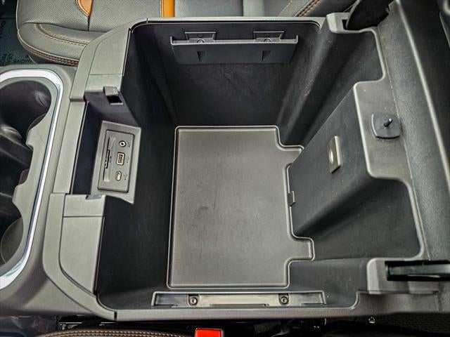 2023 GMC Sierra 3500HD 4WD Crew Cab Standard Bed AT4