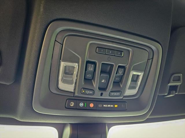 2023 GMC Sierra 3500HD 4WD Crew Cab Standard Bed AT4