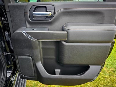 2023 GMC Sierra 3500HD 4WD Crew Cab Standard Bed AT4