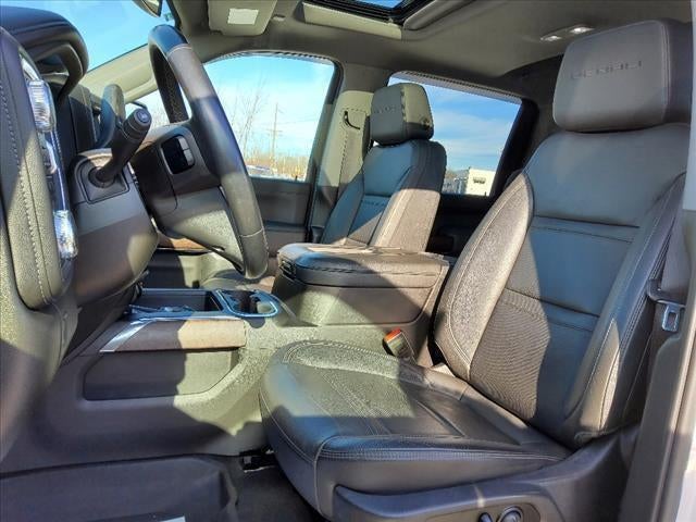 2022 GMC Sierra 3500HD 4WD Crew Cab Long Bed Denali