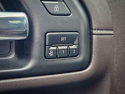 2022 GMC Sierra 3500HD 4WD Crew Cab Standard Bed Denali