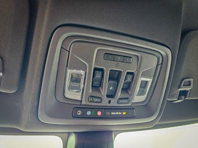 2022 GMC Sierra 3500HD 4WD Crew Cab Standard Bed Denali