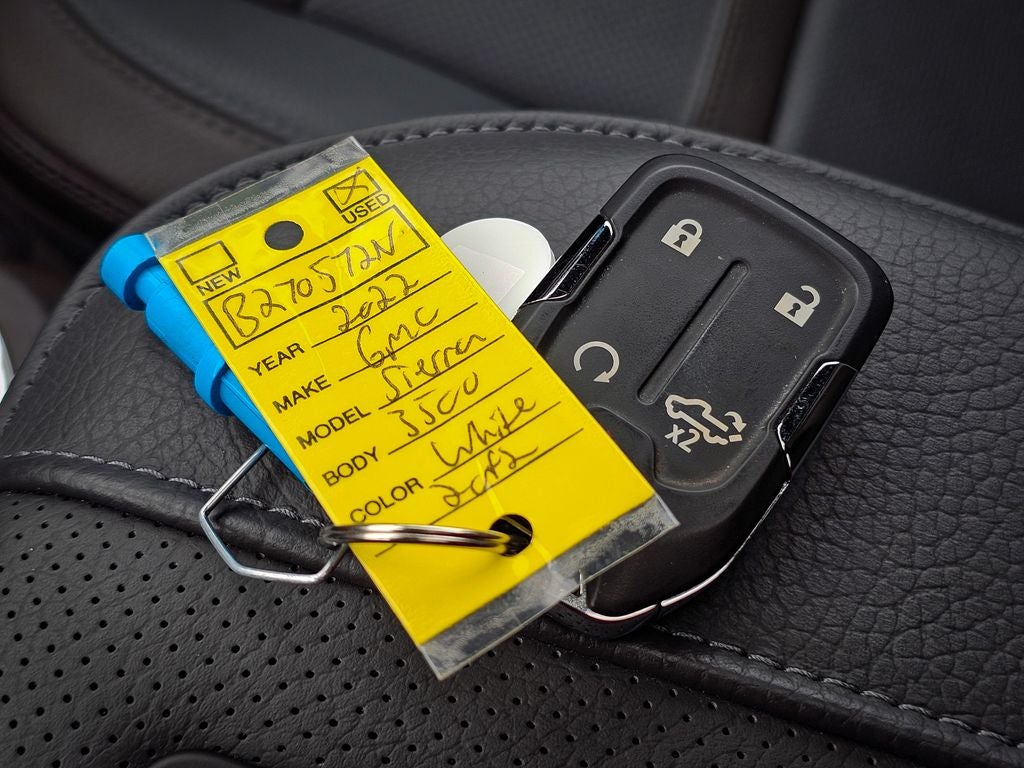 2022 GMC Sierra 3500HD 4WD Crew Cab Standard Bed Denali