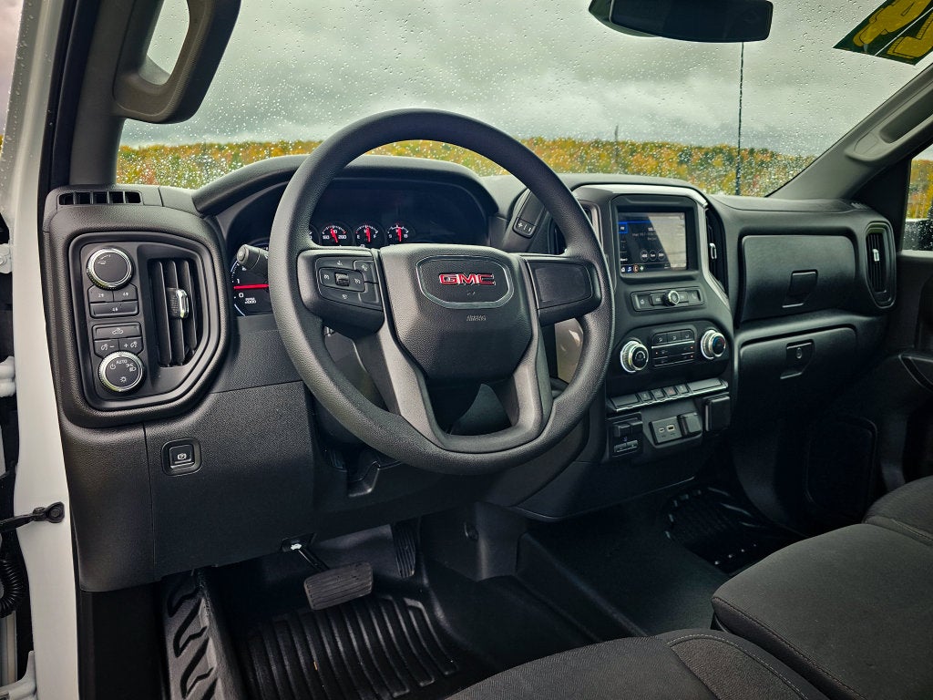 2024 GMC Sierra 2500HD 4WD Double Cab Standard Bed Pro