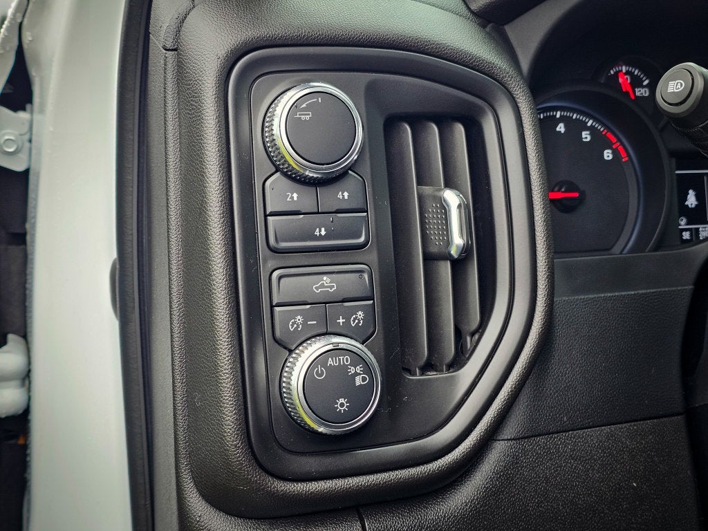 2024 GMC Sierra 2500HD 4WD Double Cab Standard Bed Pro