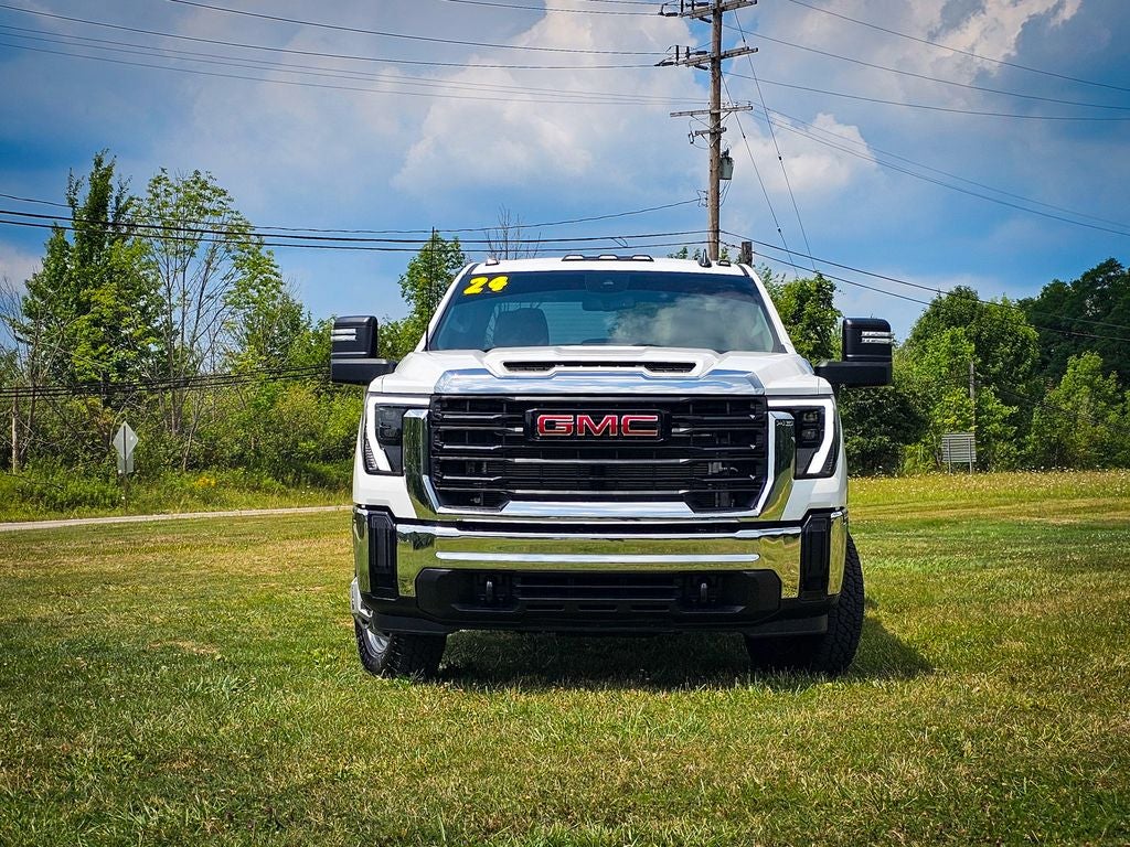 2024 GMC Sierra 3500HD 4WD Double Cab Long Bed Pro