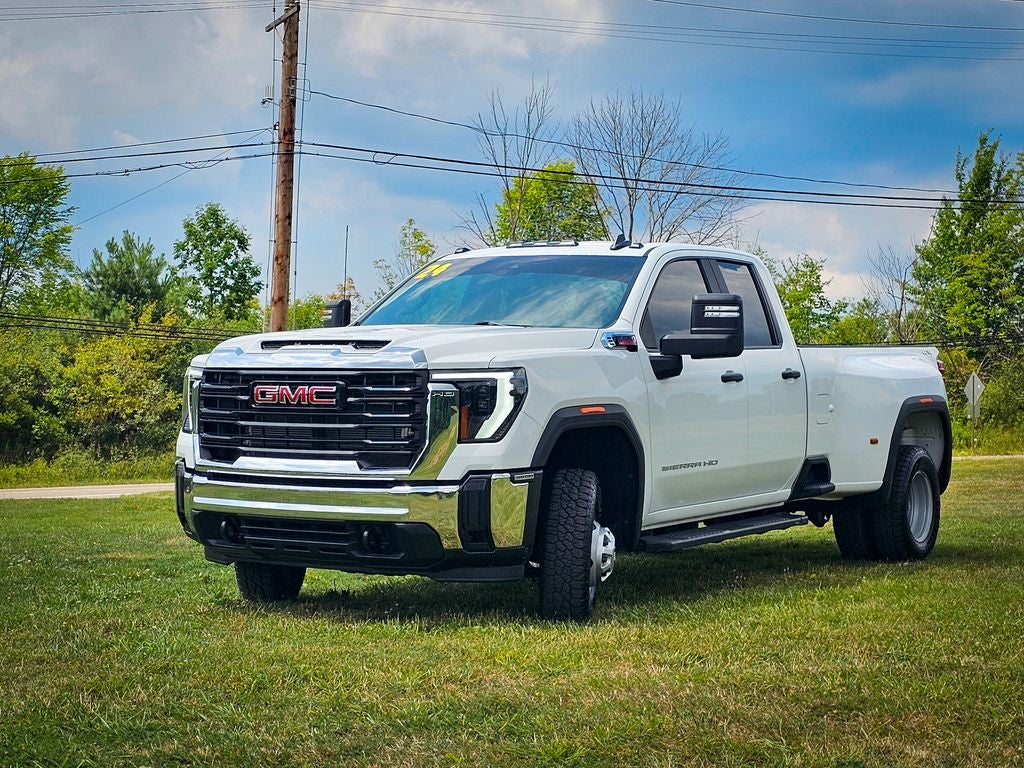 2024 GMC Sierra 3500HD 4WD Double Cab Long Bed Pro