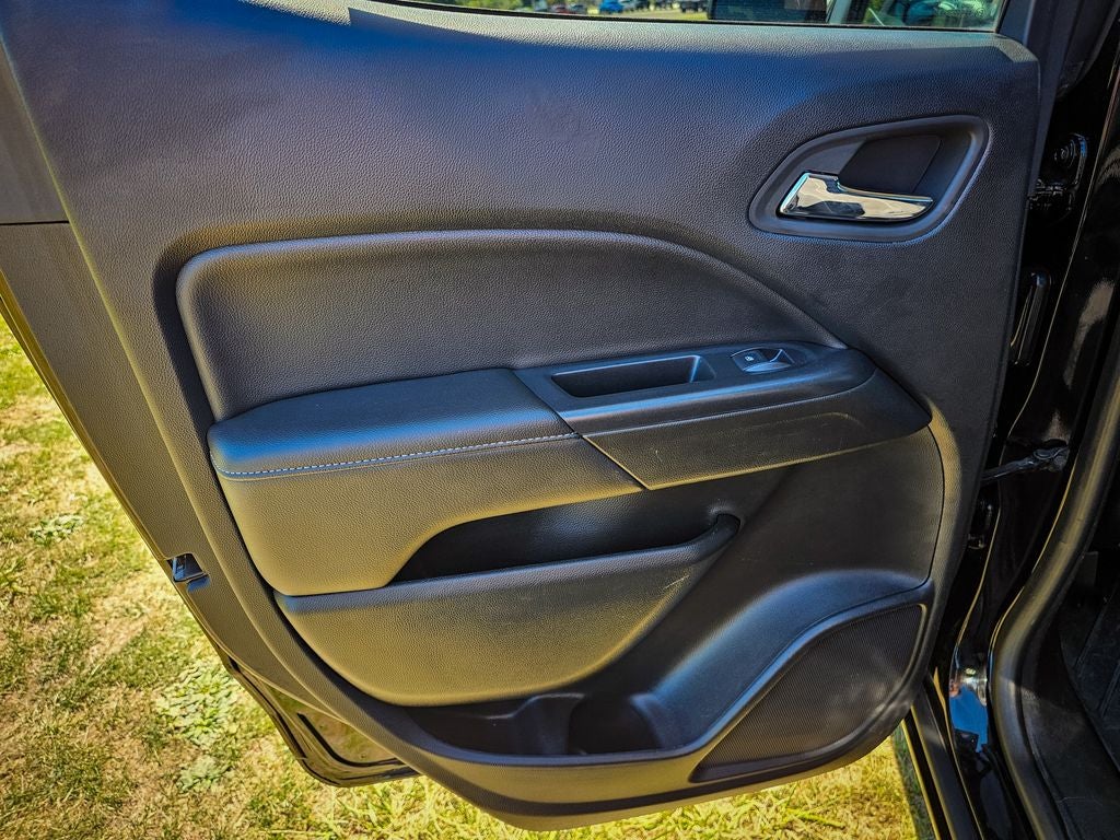 2022 GMC Canyon 4WD Crew Cab Short Box Elevation