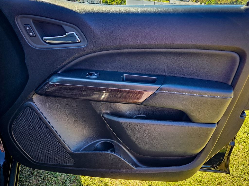 2022 GMC Canyon 4WD Crew Cab Short Box Elevation