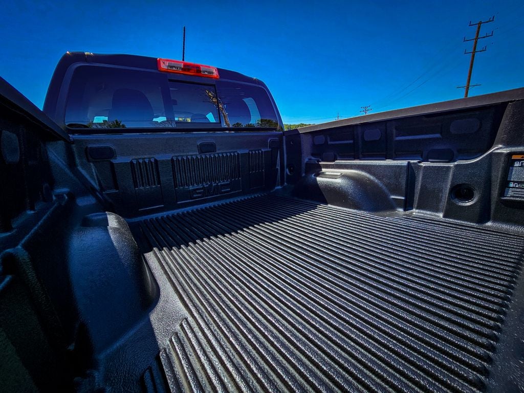 2022 GMC Canyon 4WD Crew Cab Short Box Elevation