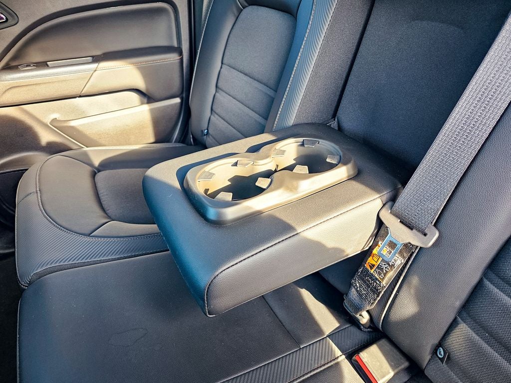 2021 GMC Canyon 4WD Crew Cab Short Box AT4 - Cloth