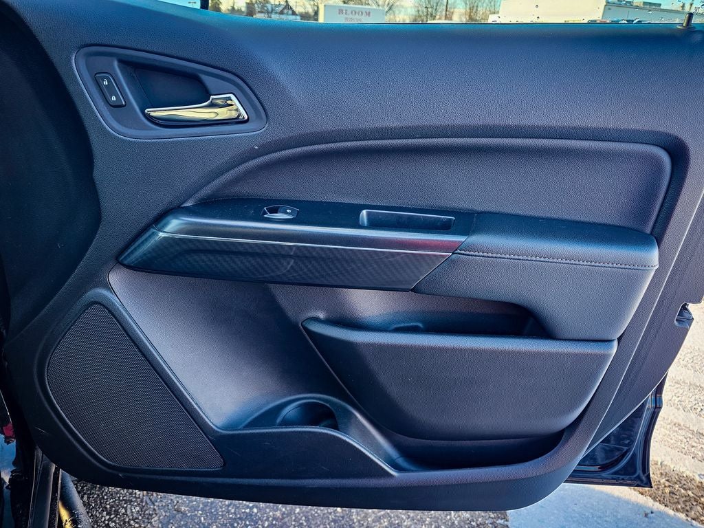 2021 GMC Canyon 4WD Crew Cab Short Box AT4 - Leather