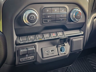 2023 GMC Sierra 1500 4WD Double Cab Standard Box Pro