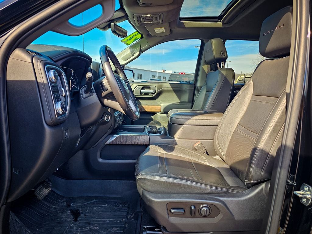 2021 GMC Sierra 1500 4WD Crew Cab Short Box Denali