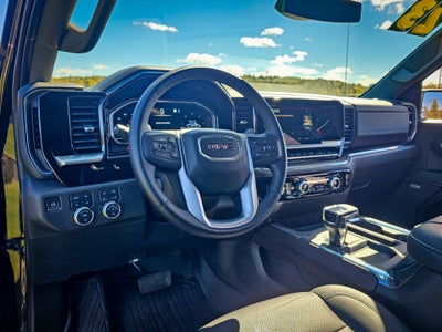 2023 GMC Sierra 1500 4WD Crew Cab Short Box SLT