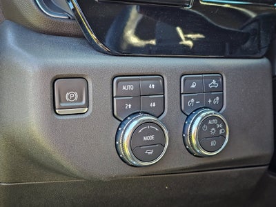 2023 GMC Sierra 1500 4WD Crew Cab Short Box SLT